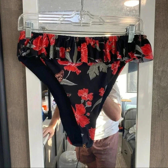 Camila Coelho Bikini Bottom - Picture 1 of 3